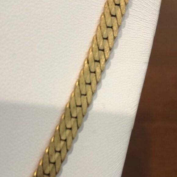 Vintage Gold Tone Long Chain. - Picture 2 of 12